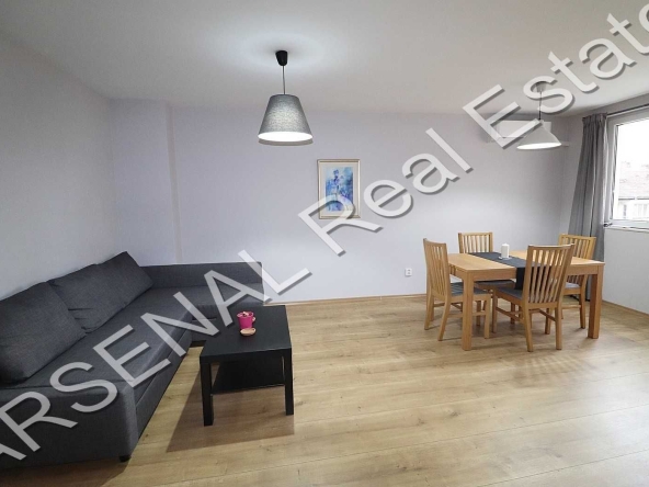 Дава се под наем Тристаен апартамент в София, Център - 120 кв.м за 850 € - Снимка #1
