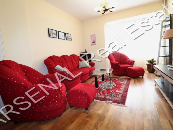 Дава се под наем Двустаен апартамент в София, Център - 77 кв.м за 550 € - Снимка #1