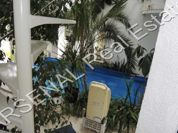 Дава се под наем Къща в София, в.з. Малинова долина - 270 кв.м за 1650 € - Снимка #1