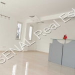 Дава се под наем Четиристаен апартамент в София, Малинова долина - 180 кв.м за 1200 € - Снимка #1