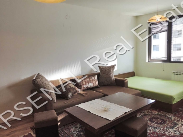 Дава се под наем Тристаен апартамент в София, Стрелбище - 118 кв.м за 797.64 € - Снимка #1