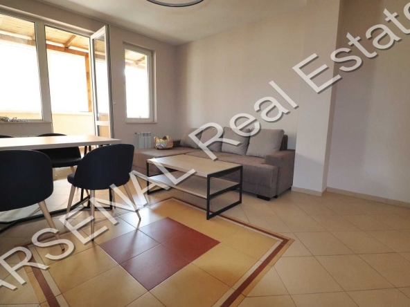 Дава се под наем Двустаен апартамент в София, Хиподрума - 85 кв.м за 498.27 € - Снимка #1