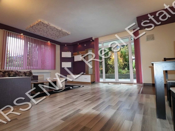 Дава се под наем Етаж от къща в София, Драгалевци - 80 кв.м за 558.45 € - Снимка #1