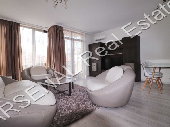 Дава се под наем Тристаен апартамент в София, Лозенец - 112 кв.м за 797.64 € - Снимка #1