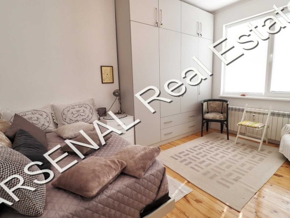 Дава се под наем Двустаен апартамент в София, Център - 85 кв.м за 797.64 € - Снимка #1