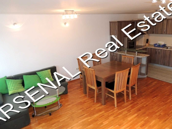 Дава се под наем Тристаен апартамент в София, Център - 120 кв.м за 750 € - Снимка #1