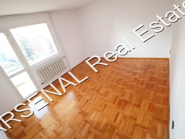 Дава се под наем Тристаен апартамент в София, Редута - 110 кв.м за 425 € - Снимка #1