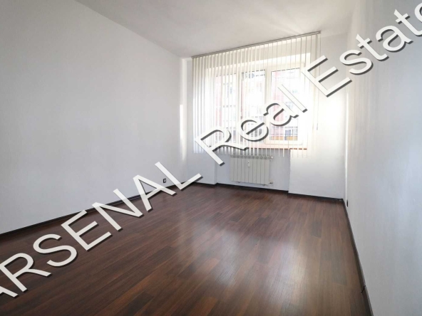 Дава се под наем Офис в София, Докторски паметник - 95 кв.м за 660 € - Снимка #1