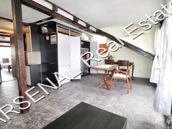 Двустаен апартамент в София, Център - 60 кв.м за 2784 €/кв.м - Снимка #1