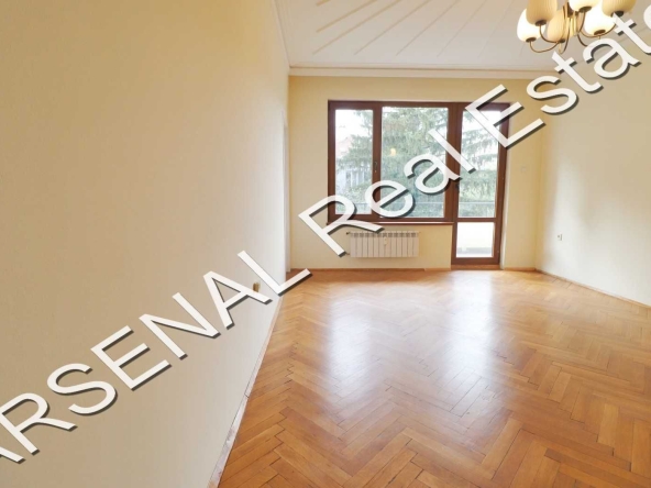 Дава се под наем Офис в София, Лозенец - 145 кв.м за 660 € - Снимка #1