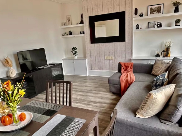 Дава се под наем Тристаен апартамент в София, Стрелбище - 95 кв.м за 550 € - Снимка #1