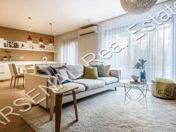 Дава се под наем Тристаен апартамент в София, Манастирски ливади - 150 кв.м за 1200 € - Снимка #1