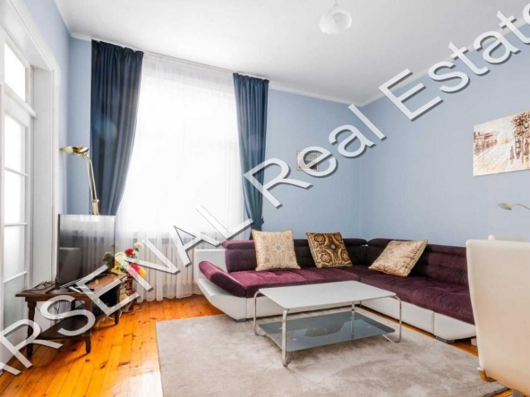 Дава се под наем Тристаен апартамент в София, Център - 100 кв.м за 950 € - Снимка #1