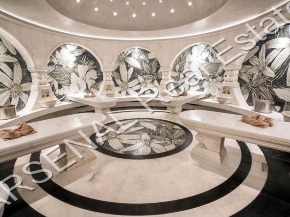 Дава се под наем Тристаен апартамент в София, Изток - 137 кв.м за 1190 € - Снимка #1