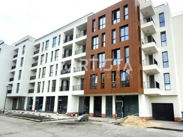 Гараж / Паркомясто в София, Обеля 2 - 43 кв.м за 628 €/кв.м - Снимка #1