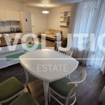 Дава се под наем Тристаен апартамент в Варна, Базар Левски - 100 кв.м за 750 € - Снимка #1