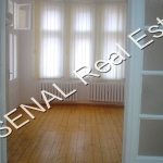 Дава се под наем Етаж от къща в София, Център - 225 кв.м за 2200 € - Снимка #1