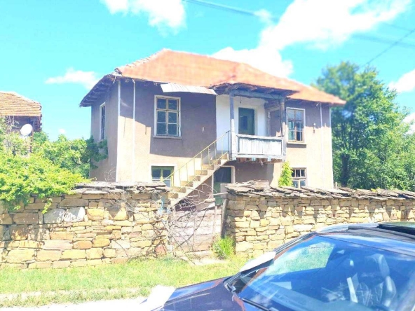 Къща в с. Добревци, Област Ловеч - 110 кв.м за 153 €/кв.м - Снимка #1