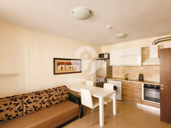 Двустаен апартамент в к.к. Слънчев бряг - 53 кв.м за 1885 €/кв.м - Снимка #1