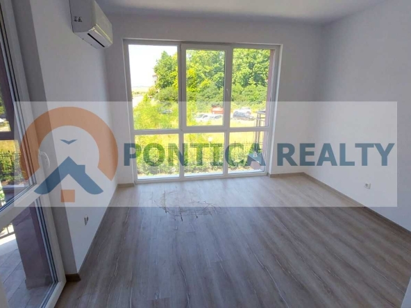 Двустаен апартамент в к.к. Слънчев бряг - 45 кв.м за 1419 €/кв.м - Снимка #1