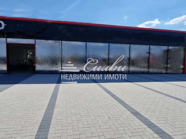 Дава се под наем Магазин в Шумен, Промишлена зона - 250 кв.м за 1275 € - Снимка #1