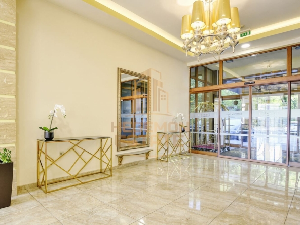 Двустаен апартамент в к.к. Златни пясъци - 53 кв.м за 2057 €/кв.м - Снимка #1