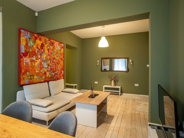 Тристаен апартамент в София, Център - 86 кв.м за 2965 €/кв.м - Снимка #1