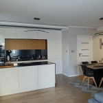 Дава се под наем Тристаен апартамент в София, Дървеница - 99 кв.м за 623.22 € - Снимка #1