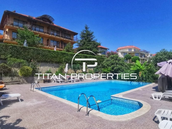 Къща в Созопол - 800 кв.м за 2500 €/кв.м - Снимка #1