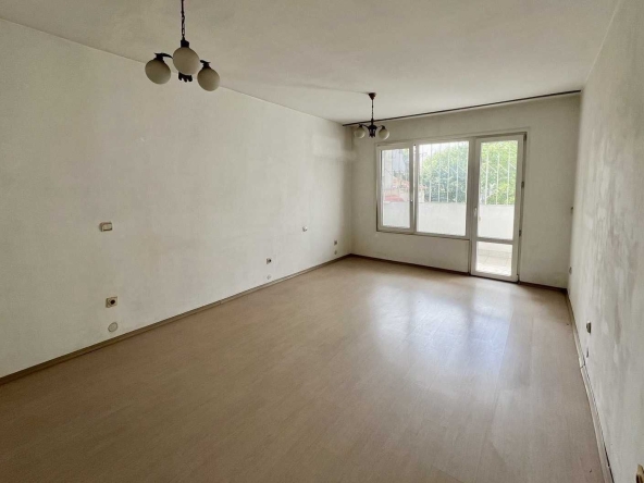 Четиристаен апартамент в Стара Загора, Център - 97 кв.м за 959 €/кв.м - Снимка #1