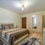 Дава се под наем Тристаен апартамент в София, Лозенец - 95 кв.м за 700 € - Снимка #1