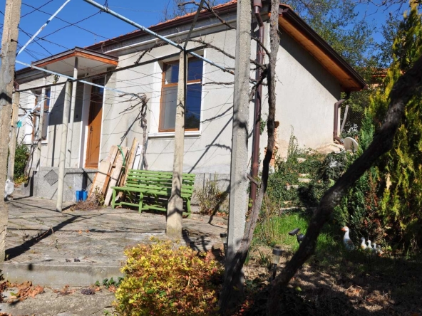 Къща в с. Мраченик, Област Пловдив - 110 кв.м за 371 €/кв.м - Снимка #1