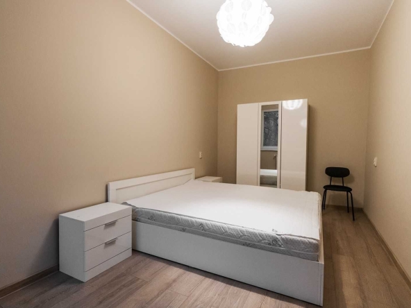 Дава се под наем Двустаен апартамент в София, Яворов - 60 кв.м за 459 € - Снимка #1