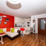 Двустаен апартамент в Пловдив, Остромила - 68 кв.м за 1986 €/кв.м - Снимка #1