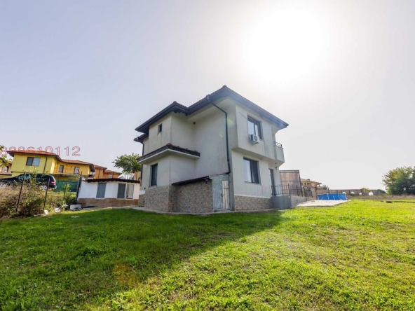 Къща в с. Приселци, Област Варна - 156 кв.м за 1763 €/кв.м - Снимка #1