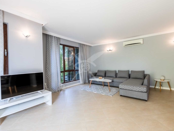 Двустаен апартамент в с. Лозенец, Област Бургас - 108 кв.м за 1708 €/кв.м - Снимка #1