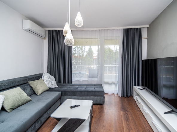 Дава се под наем Двустаен апартамент в к.к. Слънчев бряг - 60 кв.м за 127.5 € - Снимка #1