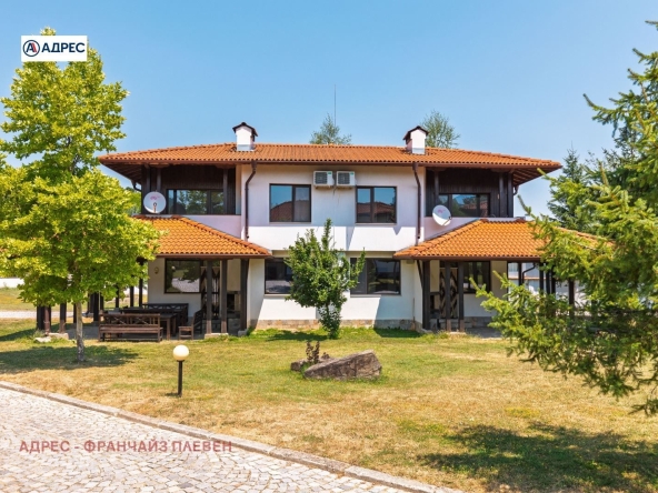 Къща в с. Орешак, Област Ловеч - 166 кв.м за 1173 €/кв.м - Снимка #1