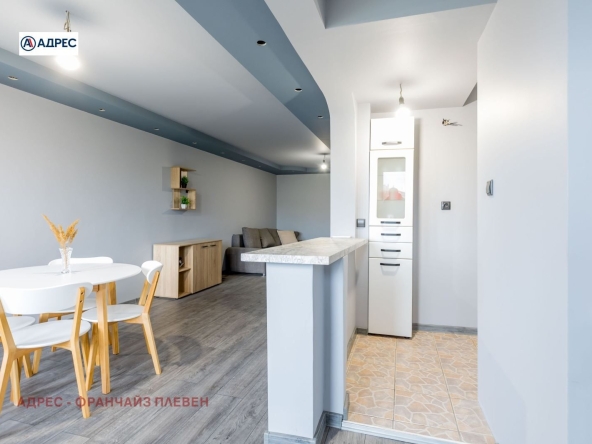 Тристаен апартамент в Плевен, Широк център - 85 кв.м за 1883 €/кв.м - Снимка #1