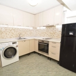 Дава се под наем Двустаен апартамент в Варна, Левски - 52 кв.м за 458.49 € - Снимка #1