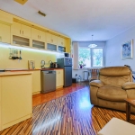 Дава се под наем Тристаен апартамент в София, Павлово - 90 кв.м за 749.7 € - Снимка #1