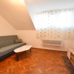 Дава се под наем Тристаен апартамент в София, Център - 92 кв.м за 847.62 € - Снимка #1