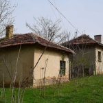 Къща в с. Остров, Област Враца - 40 кв.м за 332 €/кв.м - Снимка #1