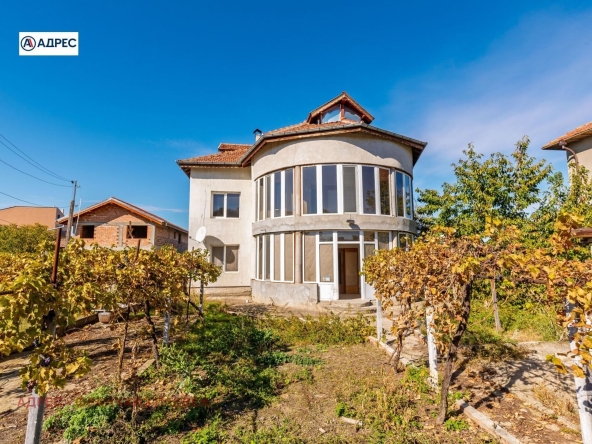 Къща в Белене - 200 кв.м за 253 €/кв.м - Снимка #1