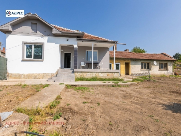 Къща в Долна Митрополия - 138 кв.м за 773 €/кв.м - Снимка #1