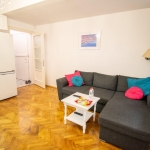 Дава се под наем Двустаен апартамент в София, Център - 50 кв.м за 648.21 € - Снимка #1