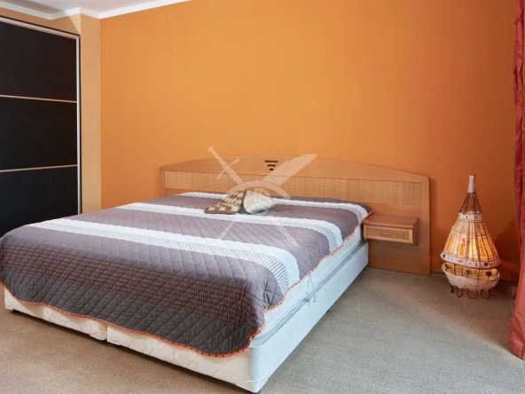 Многостаен апартамент в к.к. Слънчев бряг - 244 кв.м за 969 €/кв.м - Снимка #1