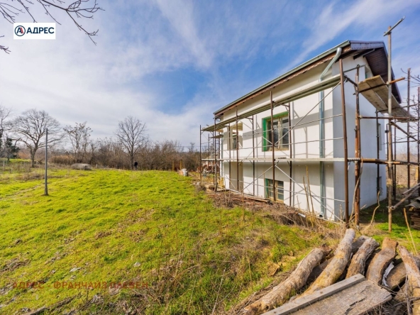 Къща в с. Коиловци, Област Плевен - 104 кв.м за 221 €/кв.м - Снимка #1