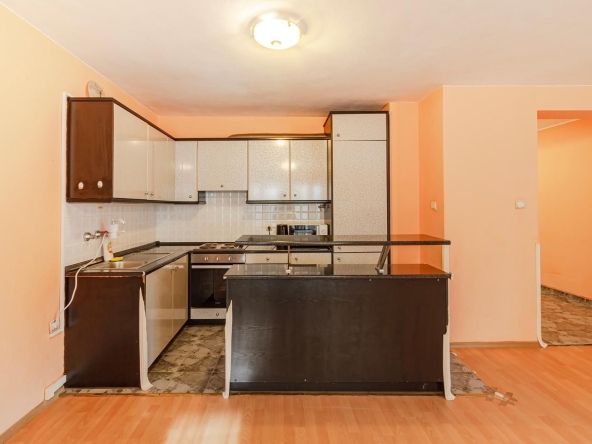 Тристаен апартамент в София, Център - 124 кв.м за 2127 €/кв.м - Снимка #1