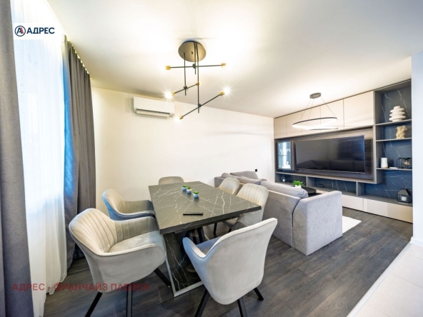 Тристаен апартамент в Враца, Център - 114 кв.м за 1141 €/кв.м - Снимка #1